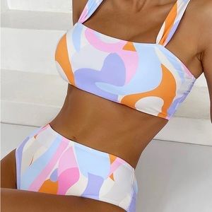 Color lock bikini size XL